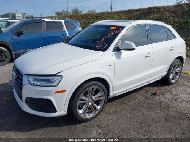 WA1GCCFS0HR002252 Audi Q3 2.0t Premium
