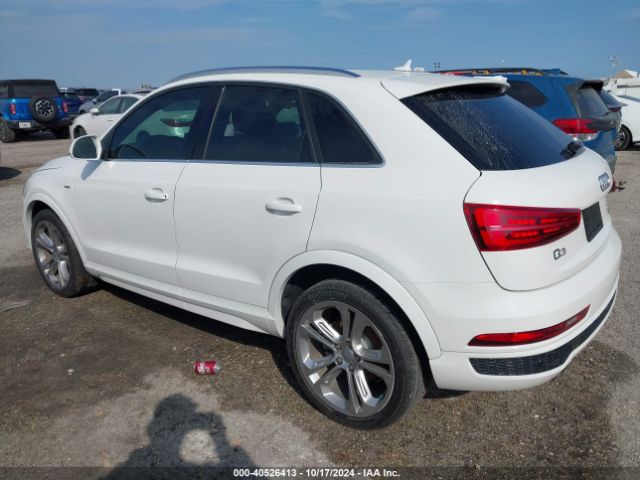 WA1GCCFS0HR002252 Audi Q3 2.0t Premium