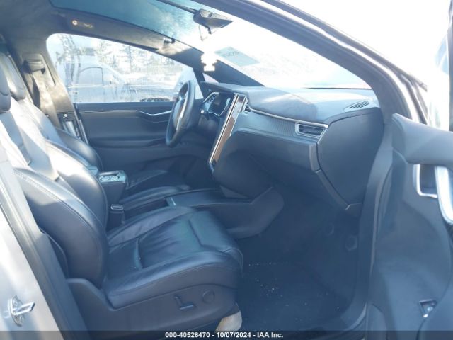 5YJXCDE26HF049675 Tesla Model X 100d/75d/90d