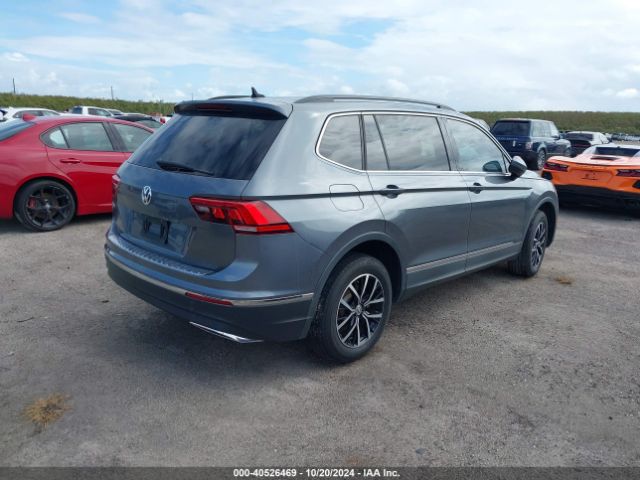 3VV3B7AX0MM102592 Volkswagen Tiguan 2.0t Se/2.0t Se R-line Black/2.0t Sel