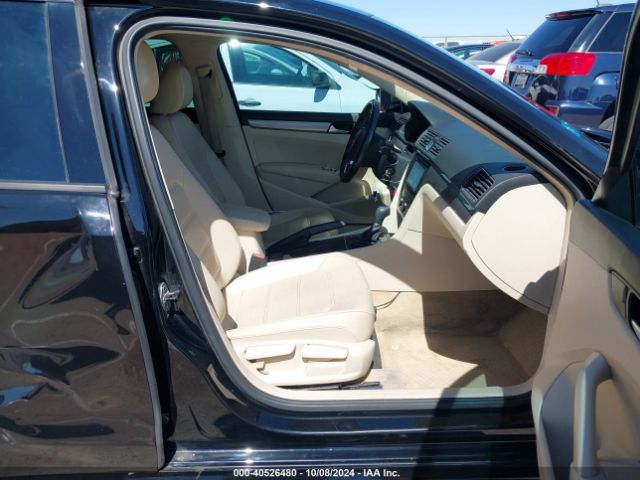 1VWAS7A34EC113534 Volkswagen Passat 1.8t Wolfsburg Edition
