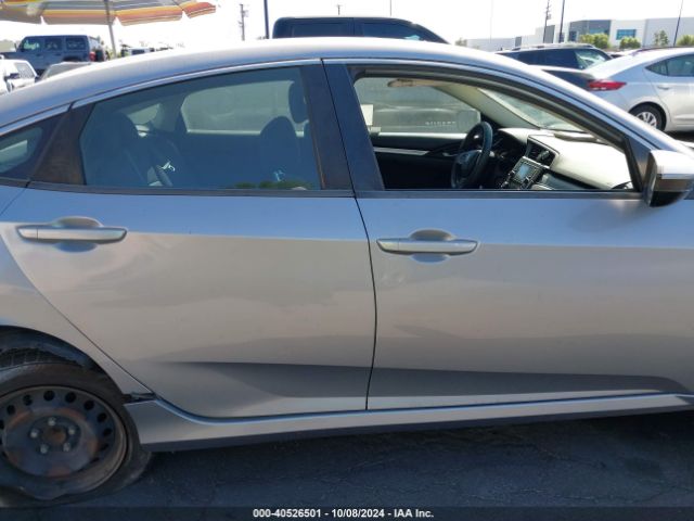 2HGFC2F56JH586024 Honda Civic Lx