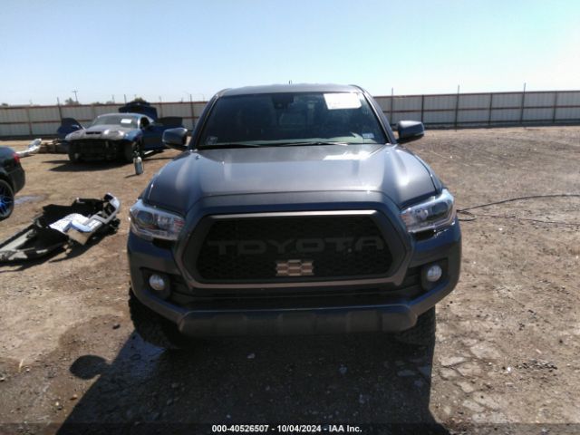 3TYSZ5AN0NT059614 Toyota Tacoma Trd Off Road