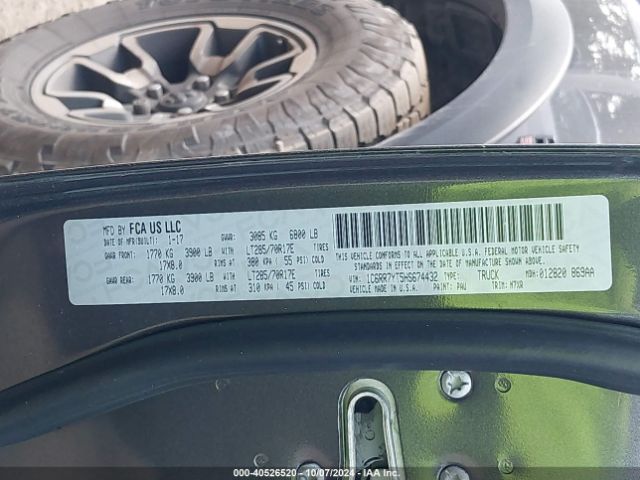 1C6RR7YT5HS674432 RAM 1500 Rebel  4x4 5'7 Box