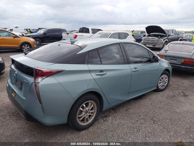 Toyota Prius Two 2016 JTDKBRFU1G3013334 Image 4