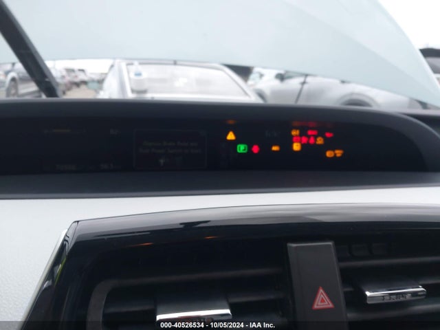 Toyota Prius Two 2016 JTDKBRFU1G3013334 Image 7