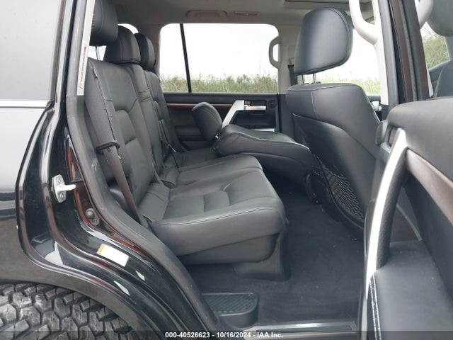 JTMCY7AJ6L4091911 Toyota Land Cruiser