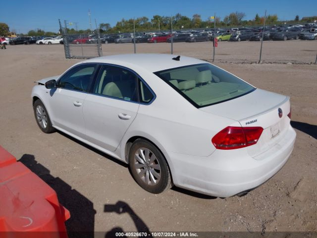 1VWAT7A3XEC022376 Volkswagen Passat 1.8t Wolfsburg Edition