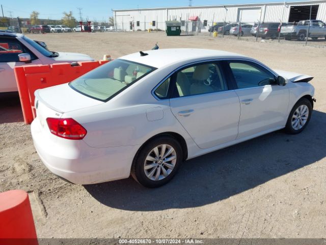 1VWAT7A3XEC022376 Volkswagen Passat 1.8t Wolfsburg Edition
