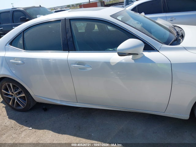 JTHBA1D21K5085118 Lexus IS 300