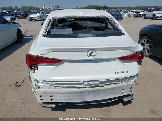 JTHBA1D21K5085118 Lexus IS 300
