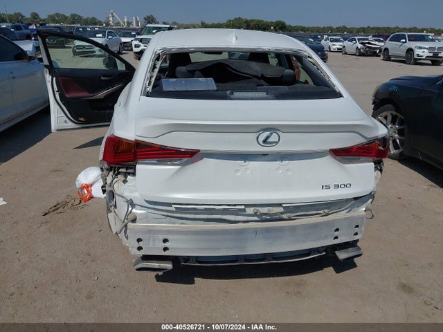 JTHBA1D21K5085118 Lexus IS 300