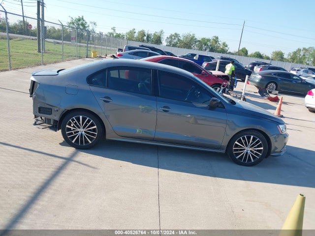 3VWD17AJ7GM276047 Volkswagen Jetta 1.8t Sport