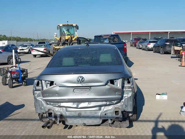 3VWD17AJ7GM276047 Volkswagen Jetta 1.8t Sport