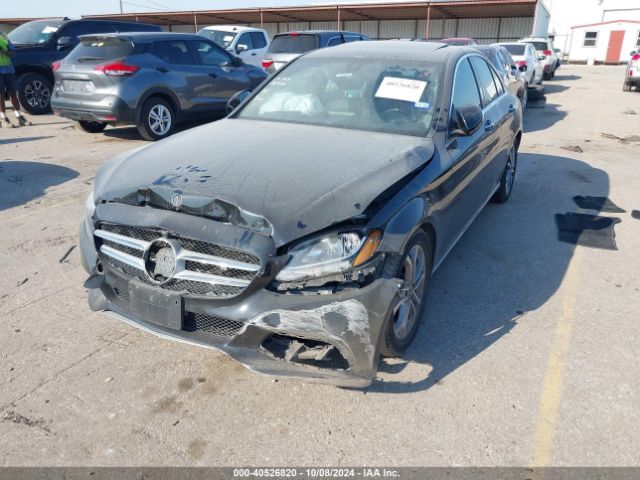 55SWF4JB6JU270688 Mercedes-Benz C 300
