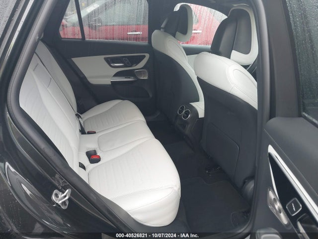 W1NKM4HB2PU021597 Mercedes-Benz m254