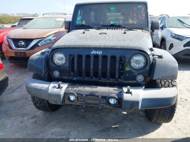 1C4BJWEG4HL531601 Jeep Wrangler Unlimited Sahara 4x4