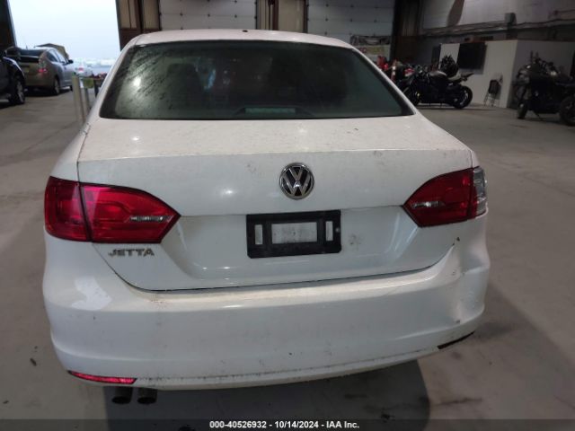 3VW2K7AJ5EM323173 Volkswagen Jetta 2.0l S