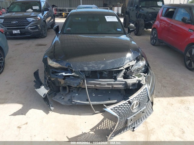 JTHBA1D25G5028735 Lexus IS 200T