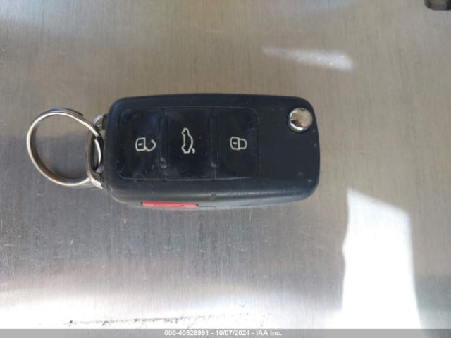 3VWLA7AJXFM295315 Volkswagen Jetta 2.0l Tdi Se