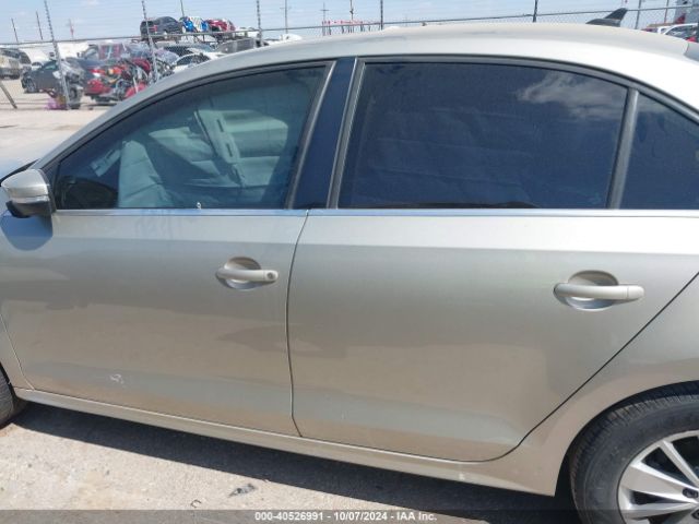 3VWLA7AJXFM295315 Volkswagen Jetta 2.0l Tdi Se