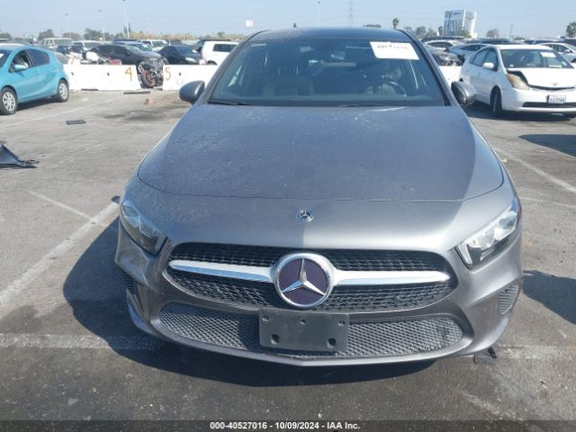 W1K3G4EB8LJ204432 Mercedes-Benz A 220