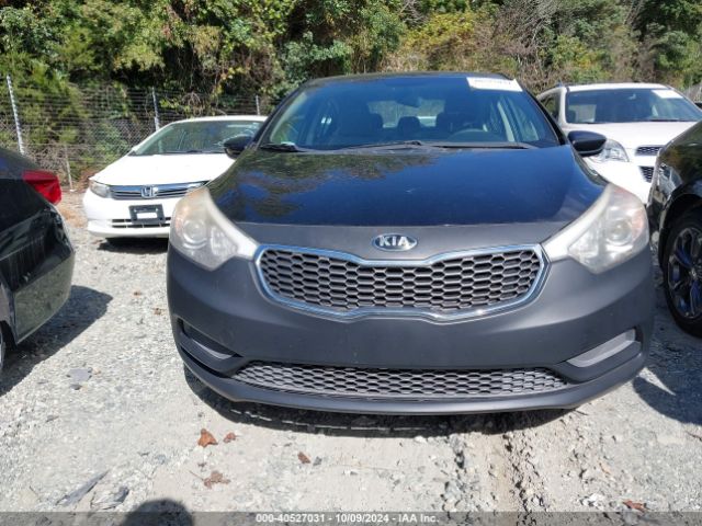 KNAFK4A65F5375034 KIA FORTE LX