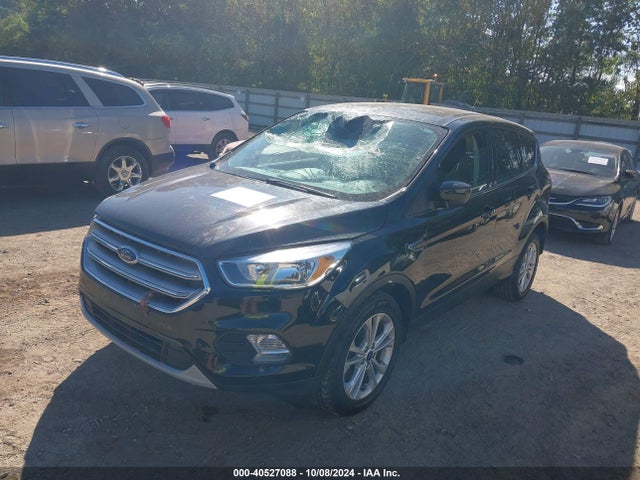 Ford ESCAPE SE 2017 1FMCU0GDXHUE53195 Image 2