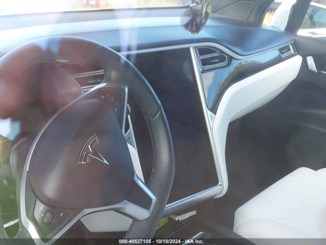 5YJXCBE20HF061003 Tesla Model X 100d/75d/90d