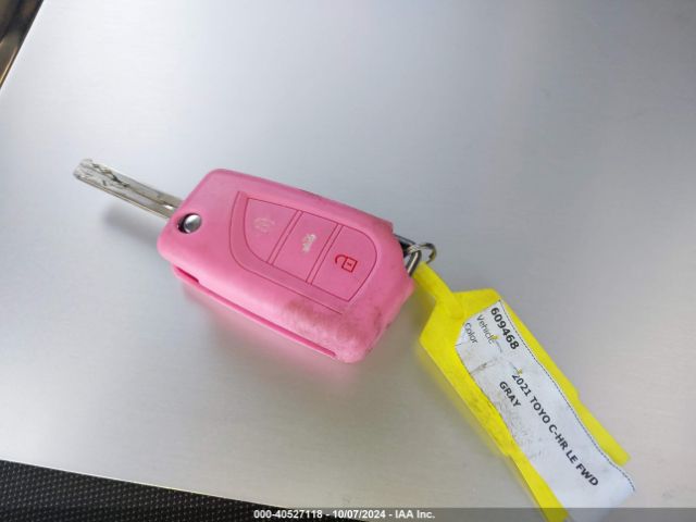 NMTKHMBX0MR137606 Toyota C-HR LE