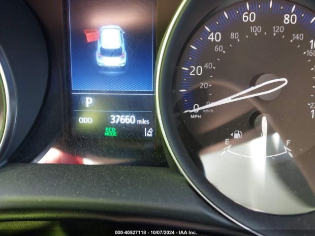 NMTKHMBX0MR137606 Toyota C-HR LE