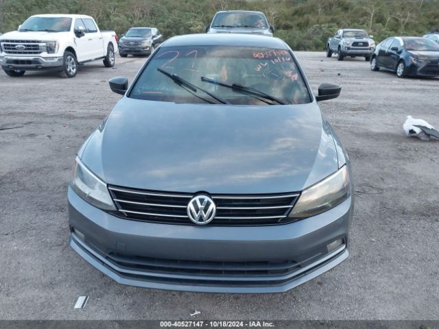 3VWD17AJ5GM302600 Volkswagen Jetta 1.8t Sport
