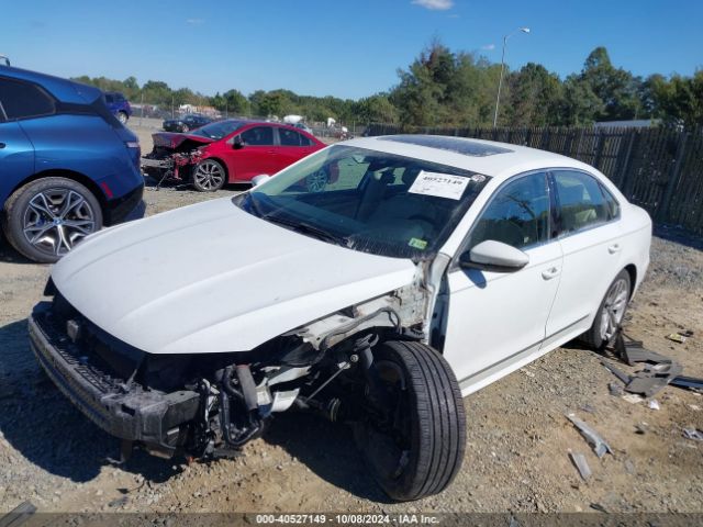 1VWCT7A37GC064323 Volkswagen Passat 1.8t Sel Premium