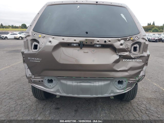 JF2SKAEC1NH494407 Subaru Forester Premium