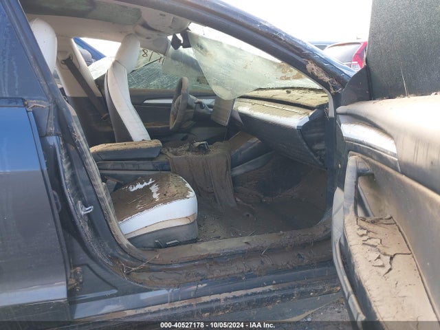 2022 TESLA MODEL 3 5YJ3E1EB8NF203743 Photo 4
