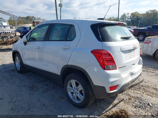 Chevrolet TRAX LS 2019 3GNCJNSB8KL255305 Image 3