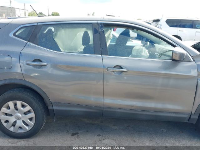 JN1BJ1CP3KW228033 Nissan Rogue Sport S