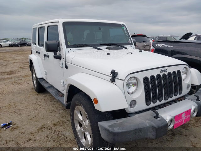 1C4BJWEG4FL672018 Jeep Wrangler Unlimited Sahara