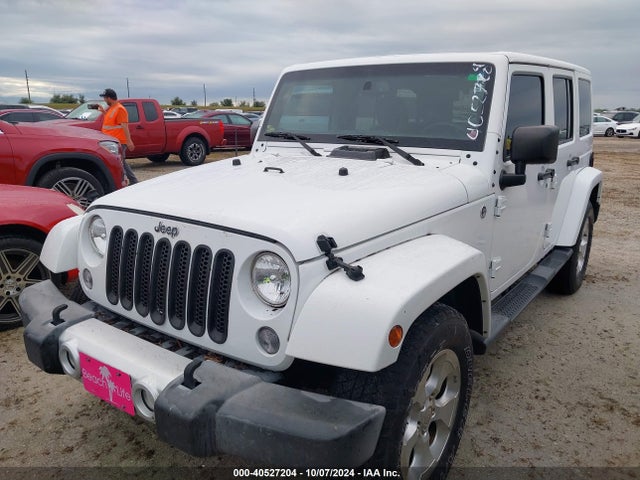 1C4BJWEG4FL672018 Jeep Wrangler Unlimited Sahara