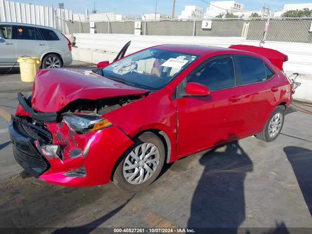 Toyota COROLLA LE 2019 5YFBURHE8KP888054 Image 2