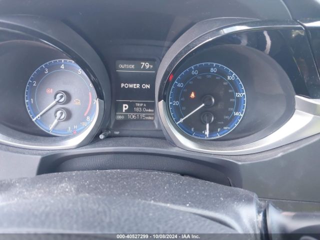 5YFBURHE5FP183055 Toyota Corolla S Premium