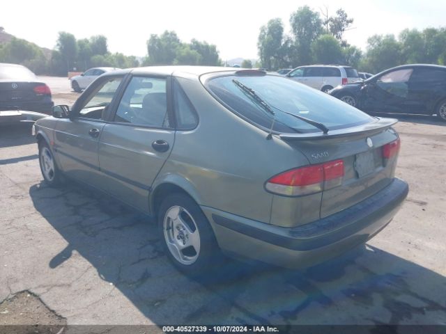 1999 SAAB 9-3 YS3DD58NXX2068588 Photo 2