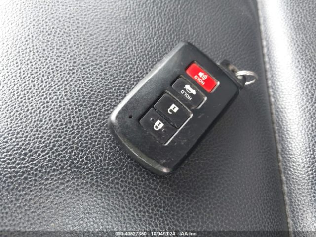 5YFBURHE4EP101931 Toyota Corolla Le Premium
