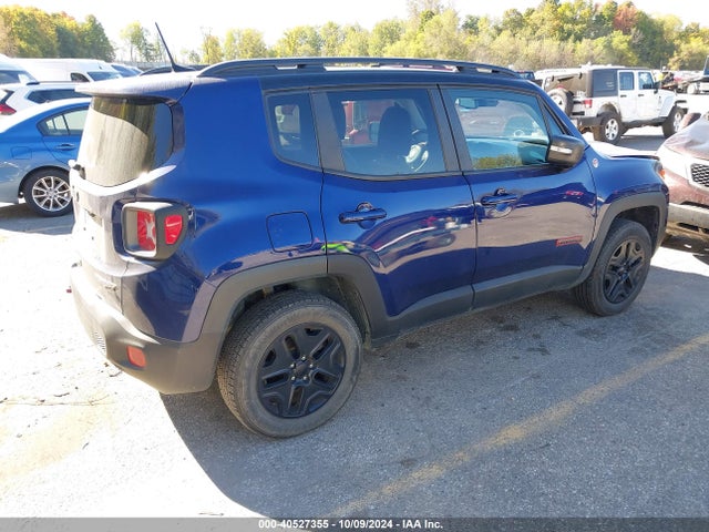 ZACCJBCB7JPH84577 Jeep Renegade Trailhawk 4x4