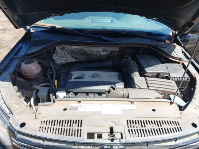 WVGAV7AX7FW557628 Volkswagen TIGUAN S