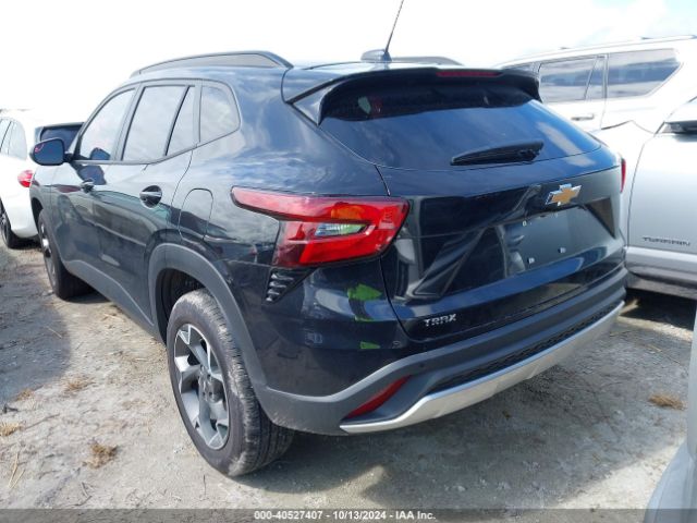 2025 CHEVROLET TRAX KL77LHEP4SC024665 Photo 2