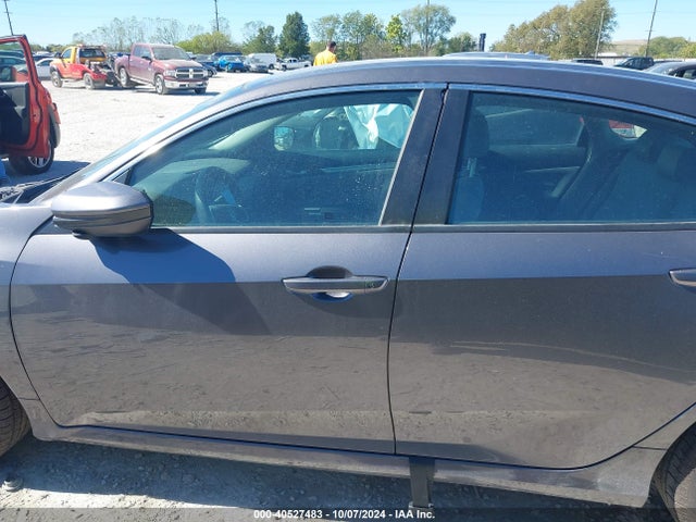 Honda Civic Lx 2018 2HGFC2F52JH546765 Image 15