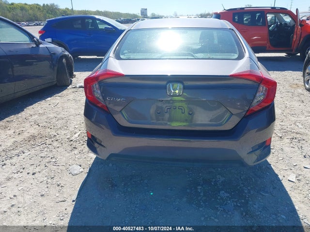 Honda Civic Lx 2018 2HGFC2F52JH546765 Image 17