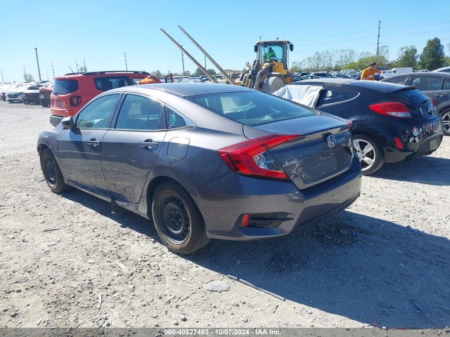 Honda Civic Lx 2018 2HGFC2F52JH546765 Image 3