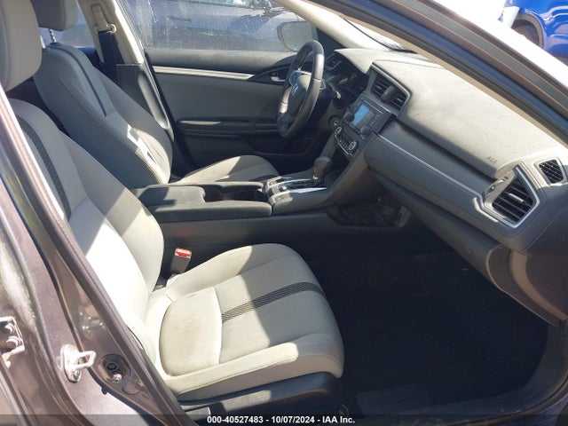 Honda Civic Lx 2018 2HGFC2F52JH546765 Image 5
